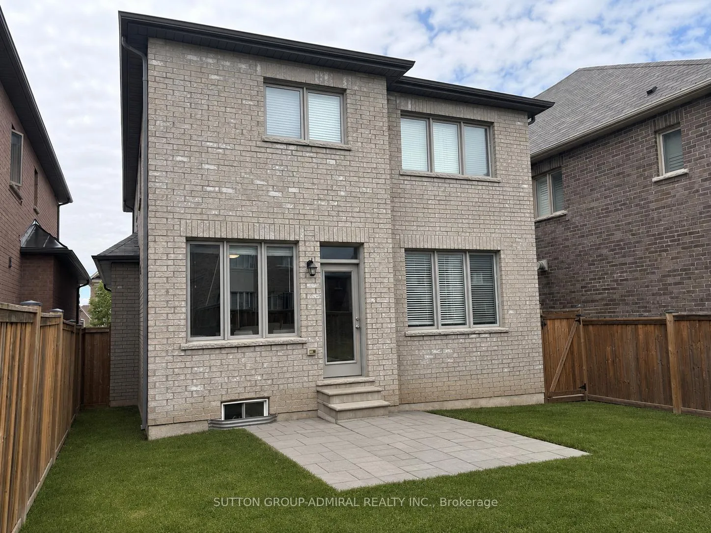 Photo 19 of 55 Duggan Street, Aurora, Rural Aurora — HOMEH
