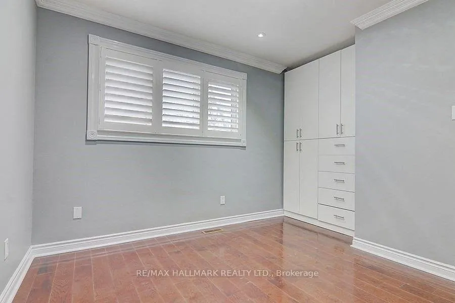 Photo 9 of 335 Chester Le Boulevard, Scarborough, L'Amoreaux — HOMEH