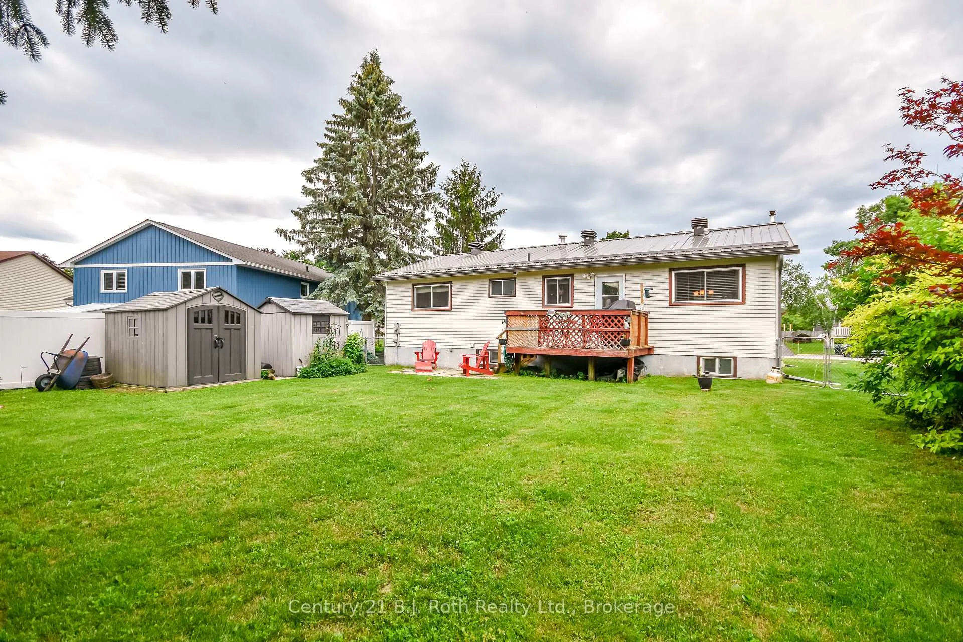 Photo 2 of 38 Andrea Crescent, Orillia — HOMEH