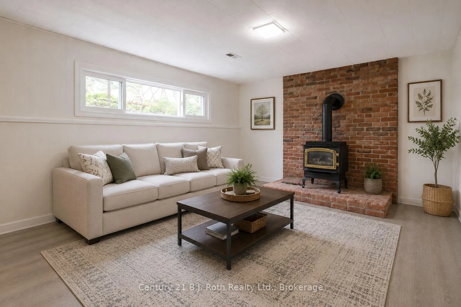 Photo 13 of 38 Andrea Crescent, Orillia — HOMEH