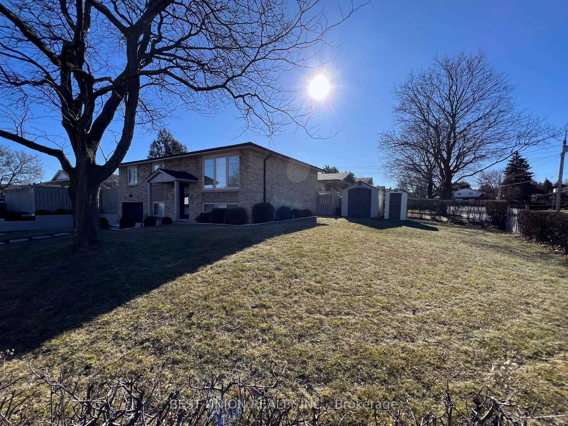 Photo 1 of 41 Lavina Crescent, Hamilton, Mountview — HOMEH