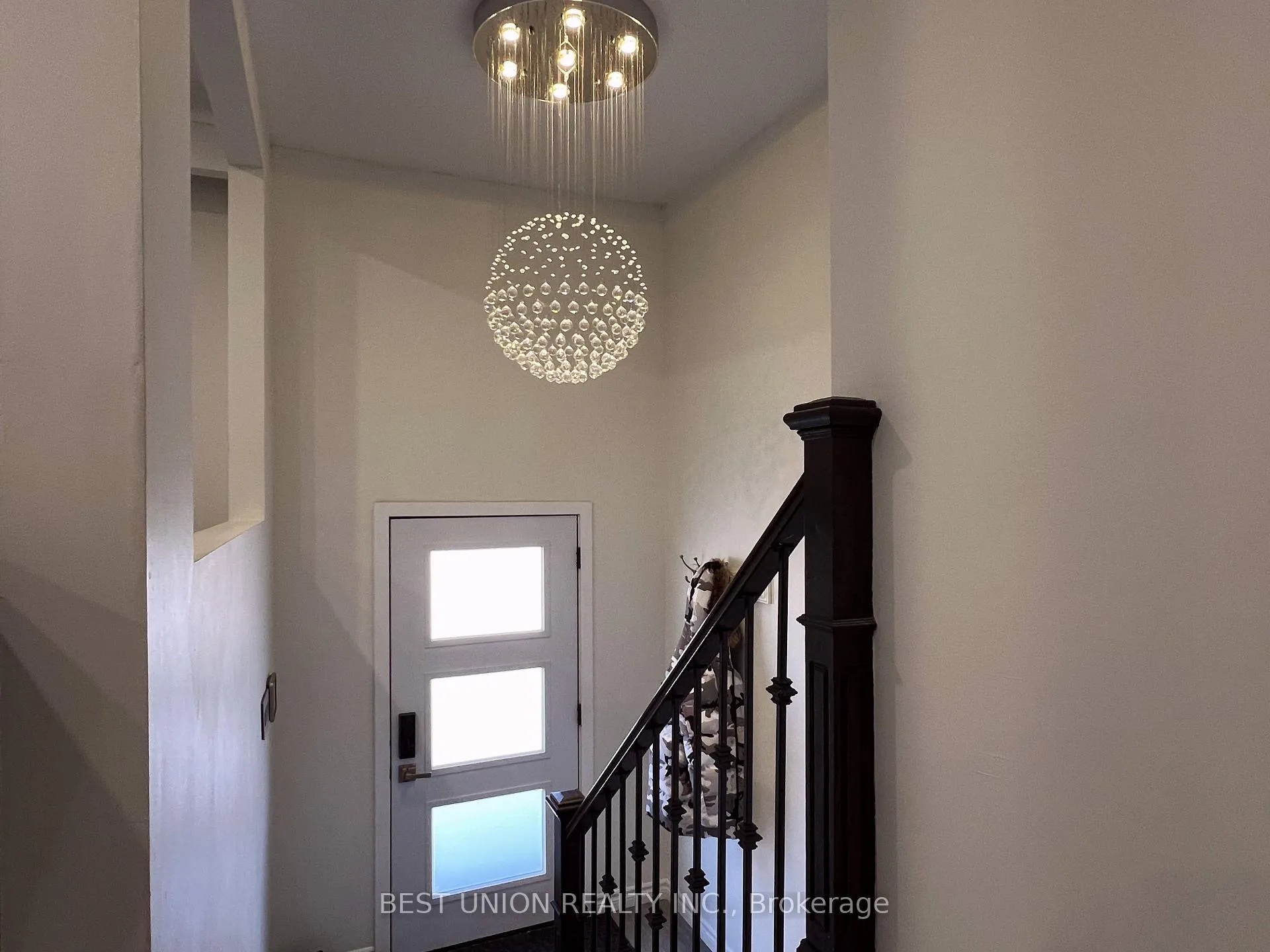 Photo 4 of 41 Lavina Crescent, Hamilton, Mountview — HOMEH