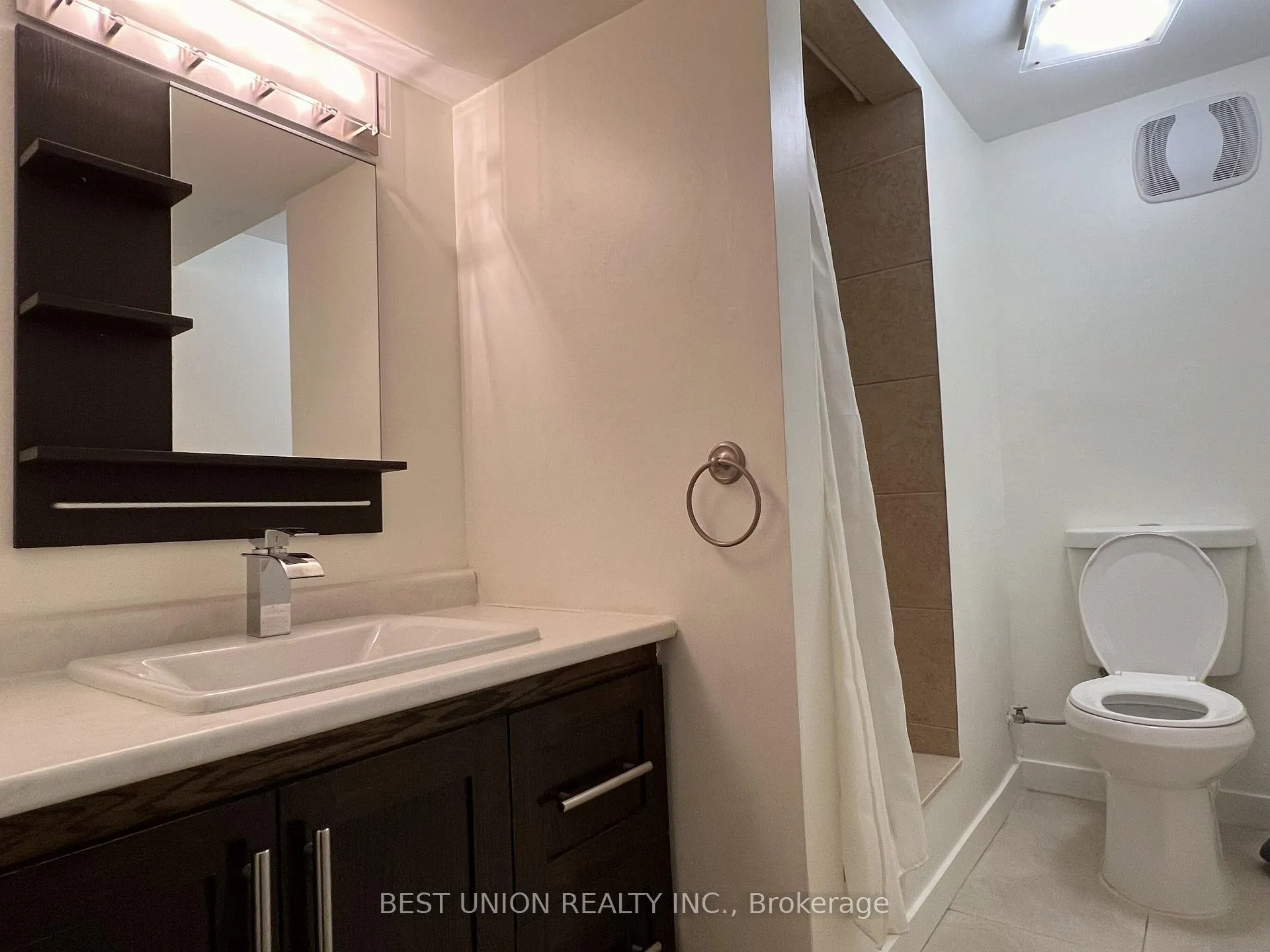 Photo 14 of 41 Lavina Crescent, Hamilton, Mountview — HOMEH