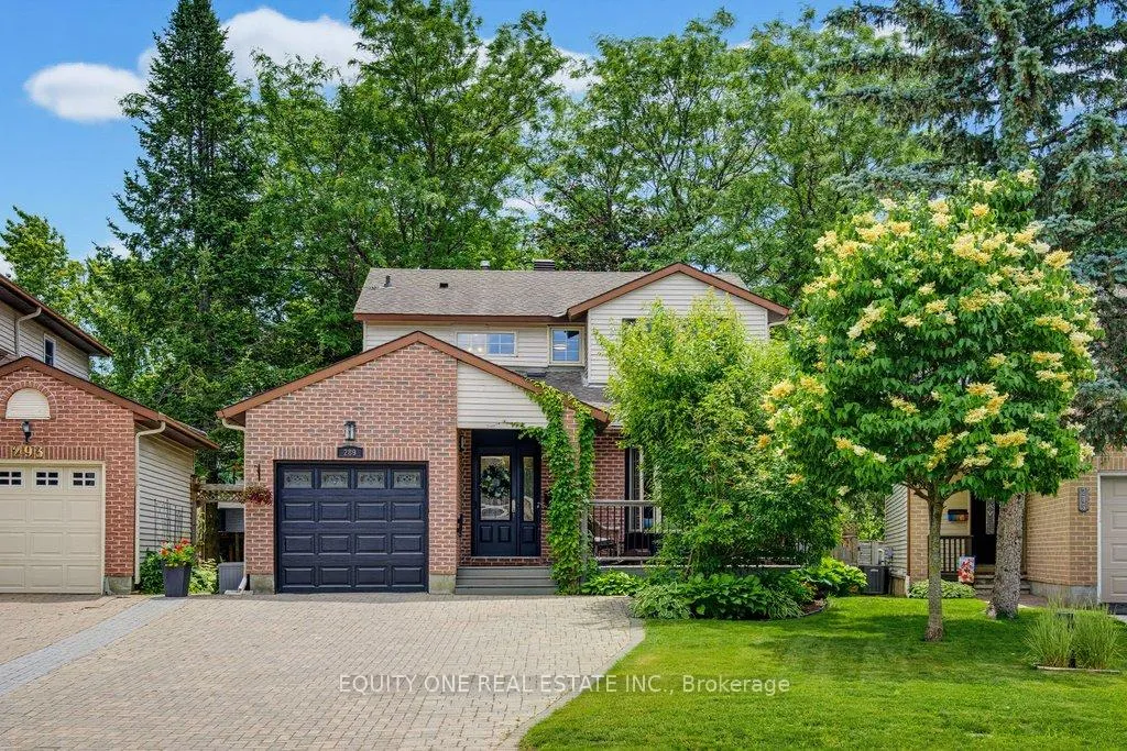 Front of 289 Du Grand Bois Avenue