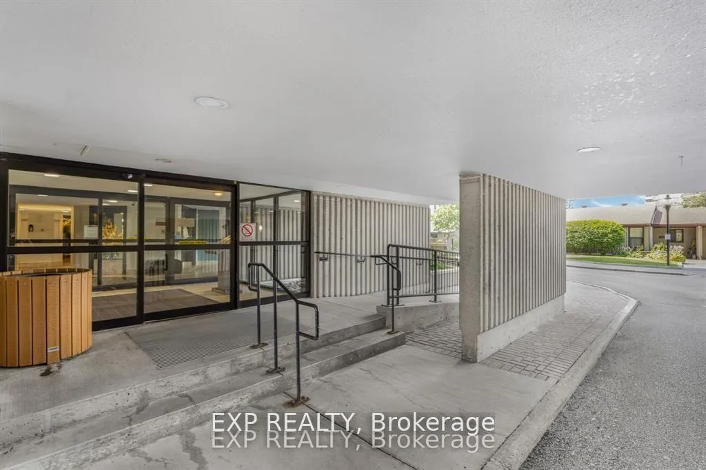 Photo 3 of Unit 1603, 1081 Ambleside Drive E, Ottawa, Woodroffe — HOMEH