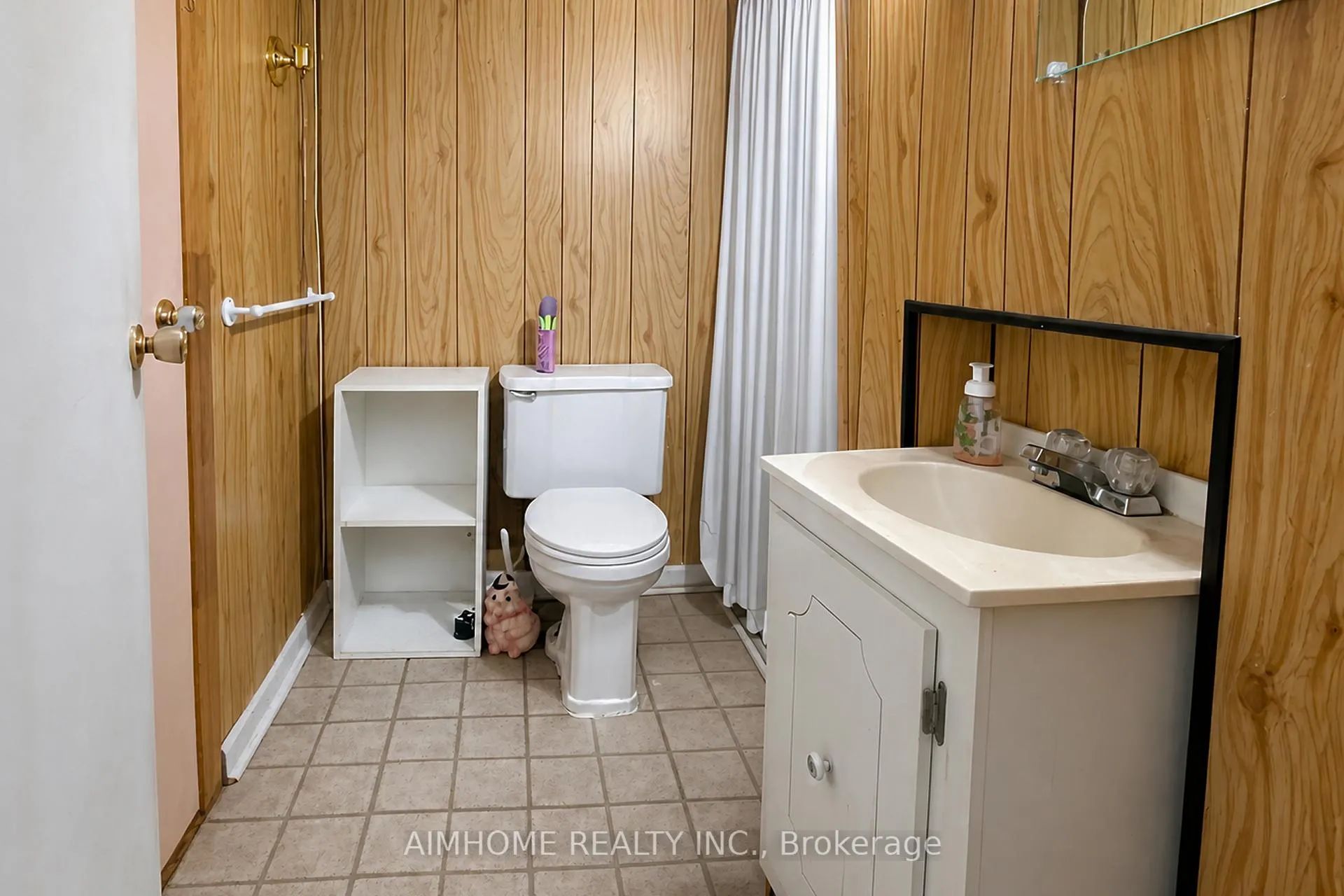 Photo 15 of 8 Munro Street, Thorold, Thorold Downtown — HOMEH
