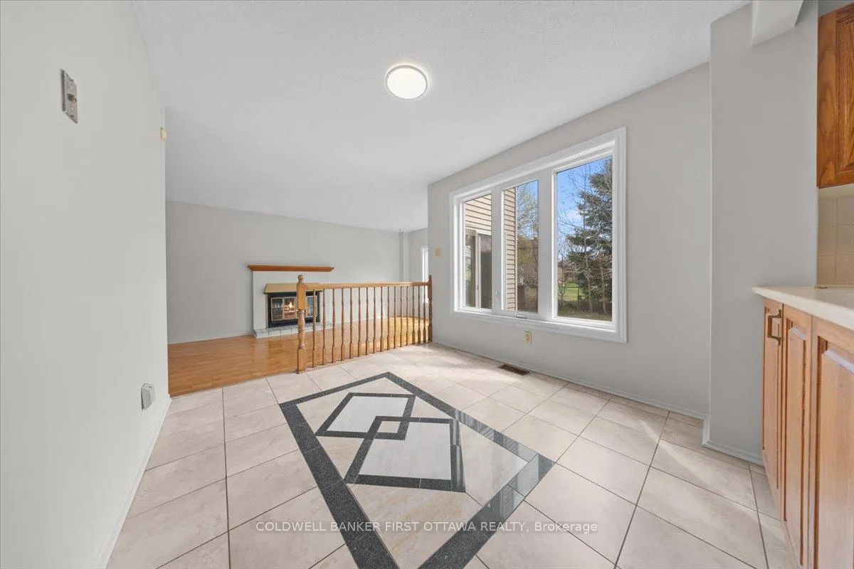 Photo 12 of 1841 Thistleleaf Crescent, Ottawa, Chapel Hill — HOMEH