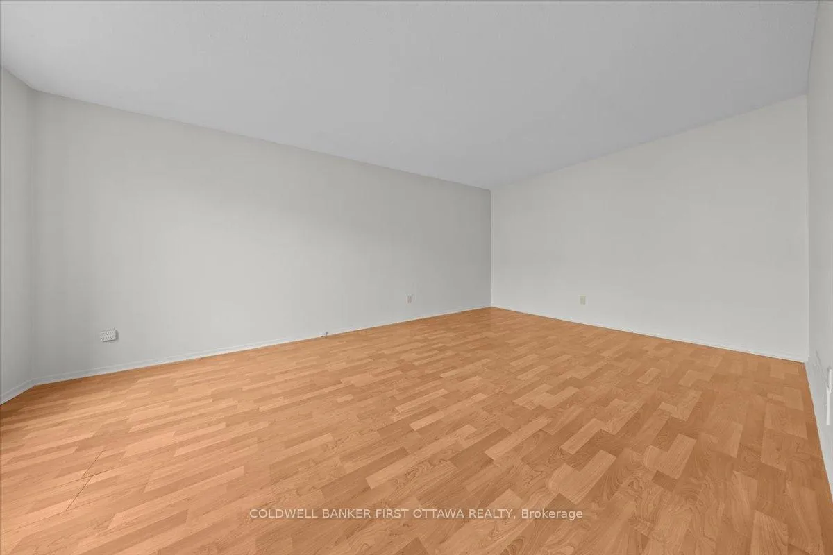 Photo 18 of 1841 Thistleleaf Crescent, Ottawa, Chapel Hill — HOMEH