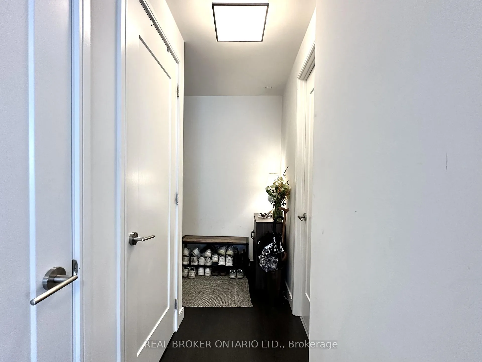 Photo 3 of Unit 2502, 88 Scott Street, Toronto, Church-Yonge Corridor — HOMEH