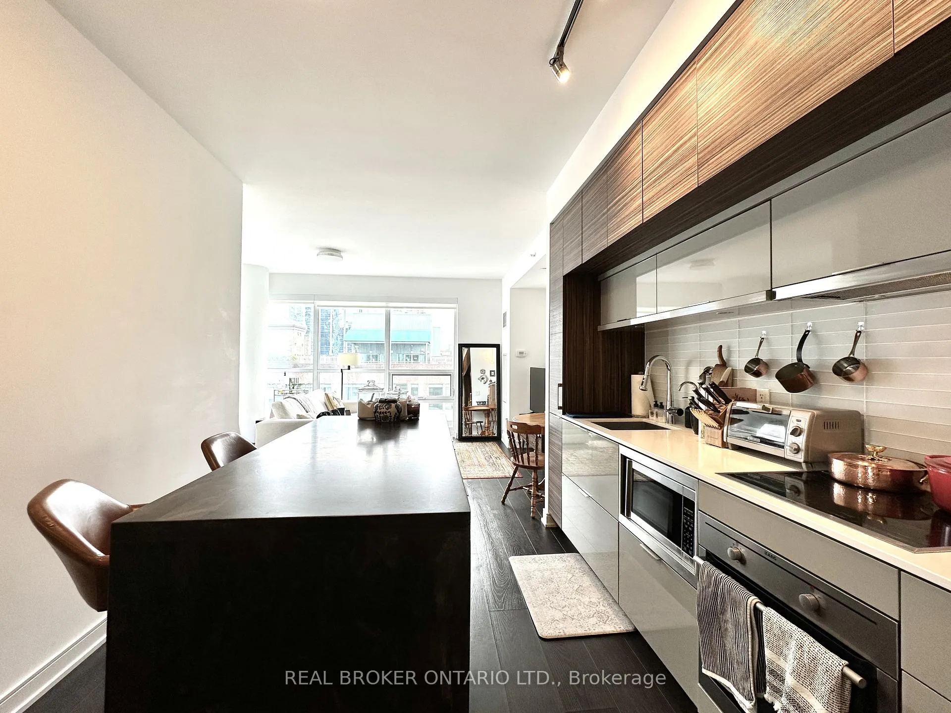 Photo 4 of Unit 2502, 88 Scott Street, Toronto, Church-Yonge Corridor — HOMEH