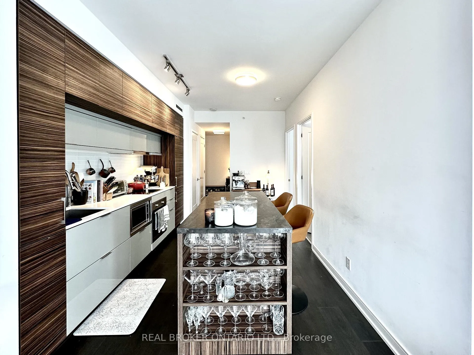 Photo 10 of Unit 2502, 88 Scott Street, Toronto, Church-Yonge Corridor — HOMEH