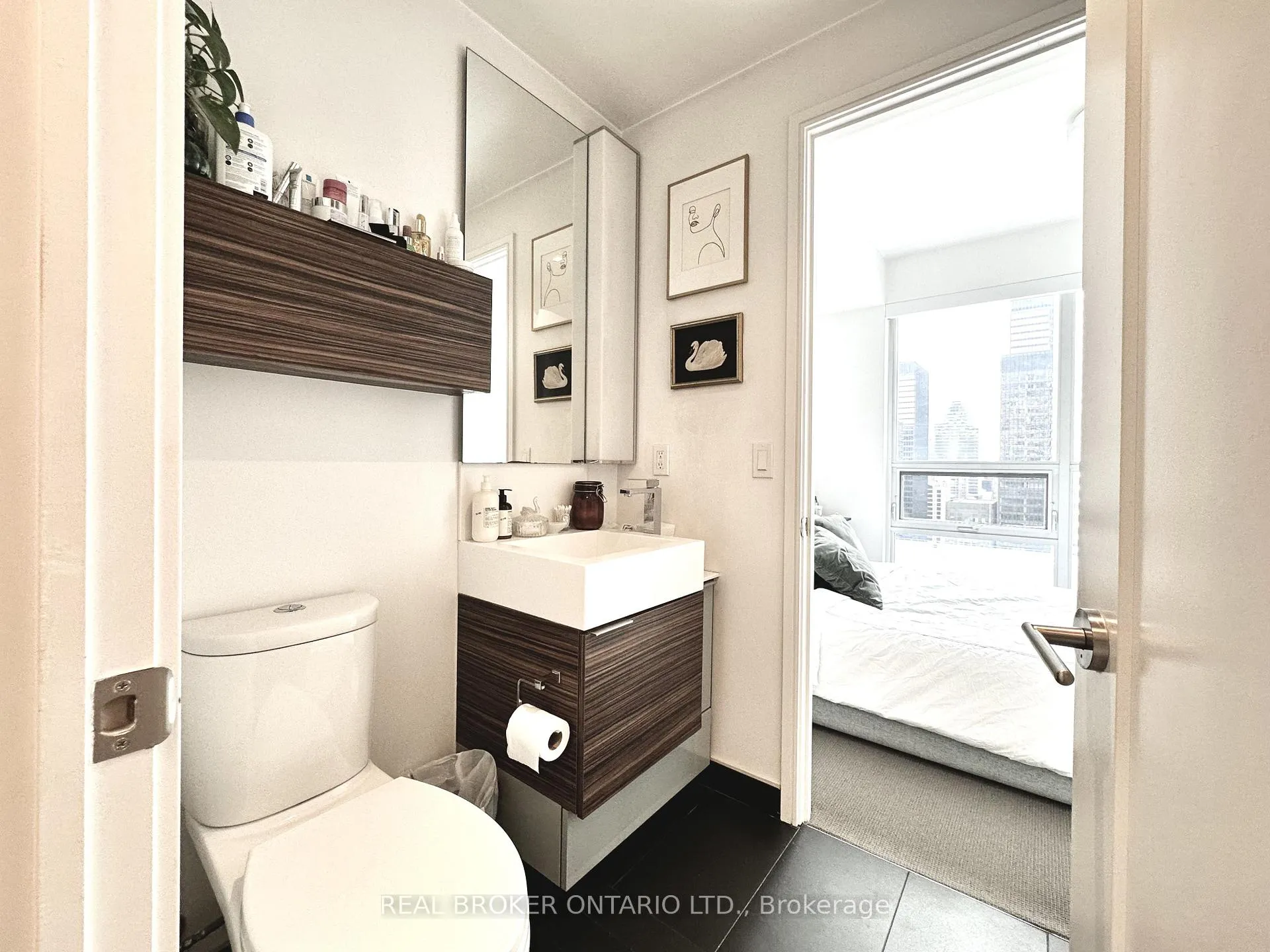 Photo 23 of Unit 2502, 88 Scott Street, Toronto, Church-Yonge Corridor — HOMEH