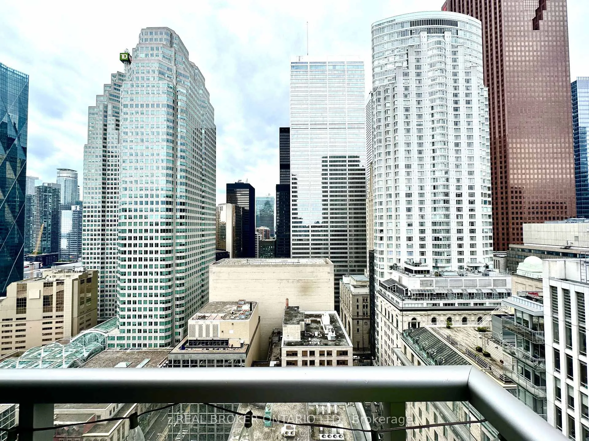 Photo 28 of Unit 2502, 88 Scott Street, Toronto, Church-Yonge Corridor — HOMEH