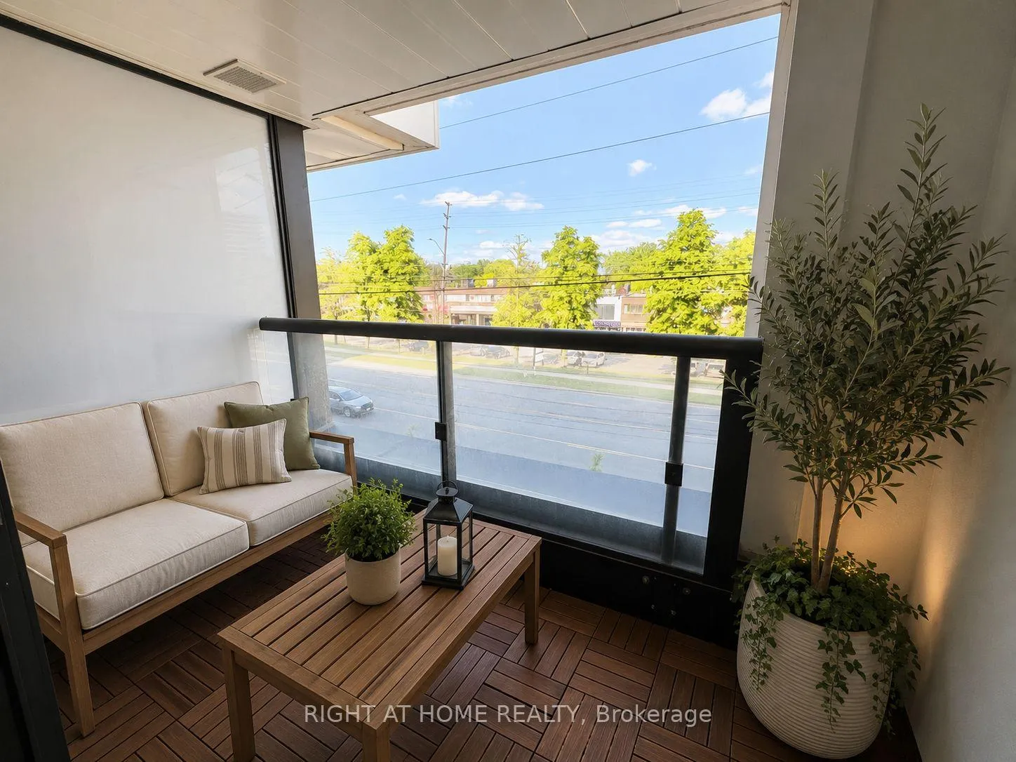 Photo 13 of Unit 221, 8188 Yonge Street, Vaughan, Uplands — HOMEH