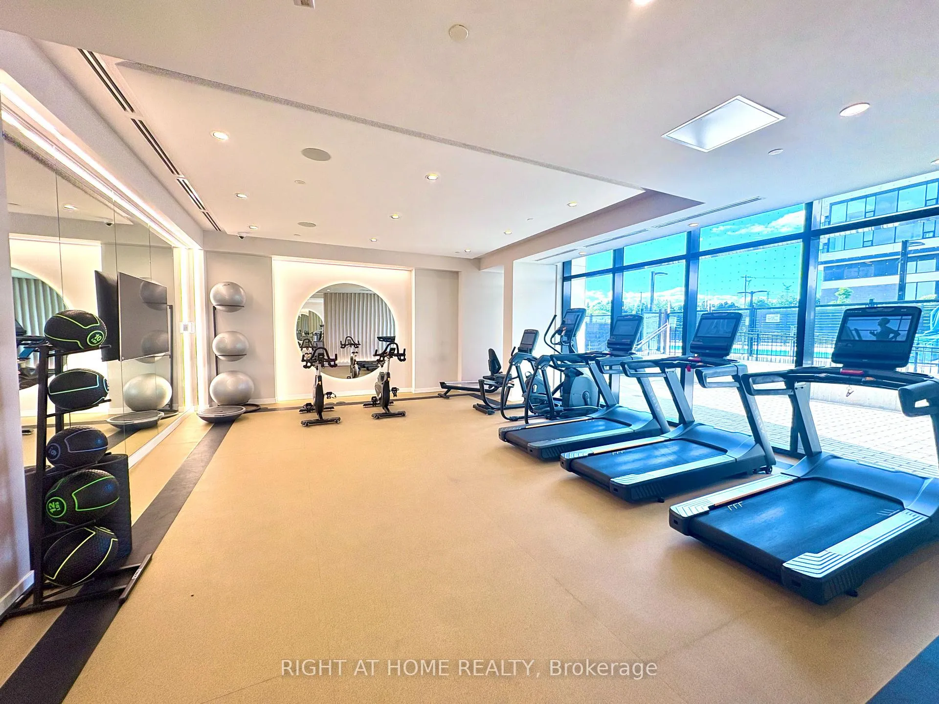 Photo 17 of Unit 221, 8188 Yonge Street, Vaughan, Uplands — HOMEH
