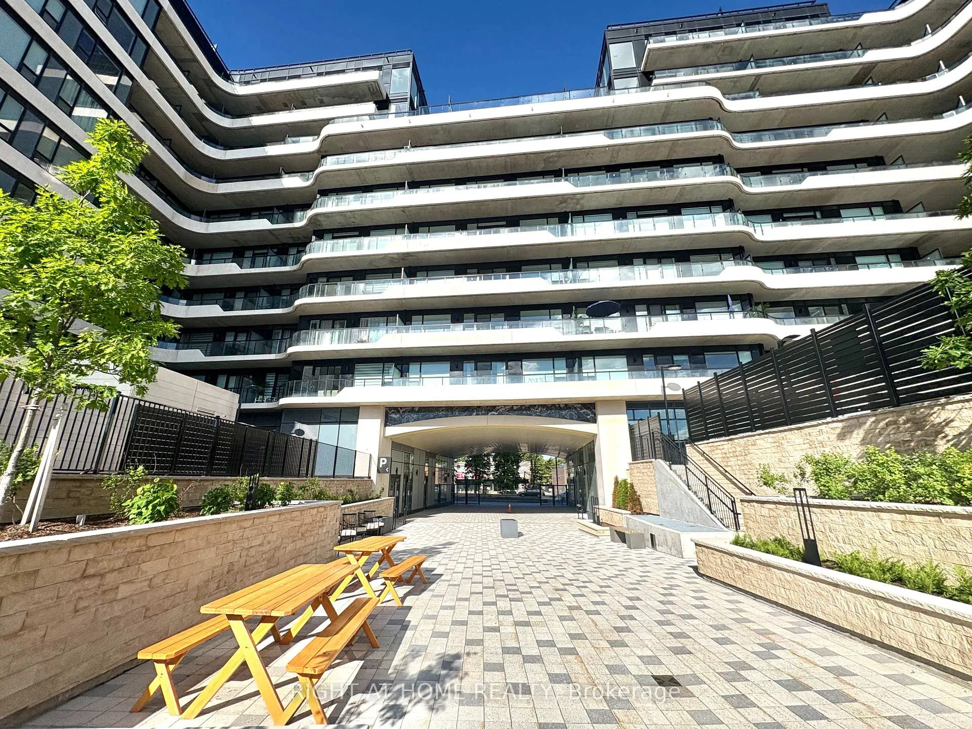 Photo 23 of Unit 221, 8188 Yonge Street, Vaughan, Uplands — HOMEH