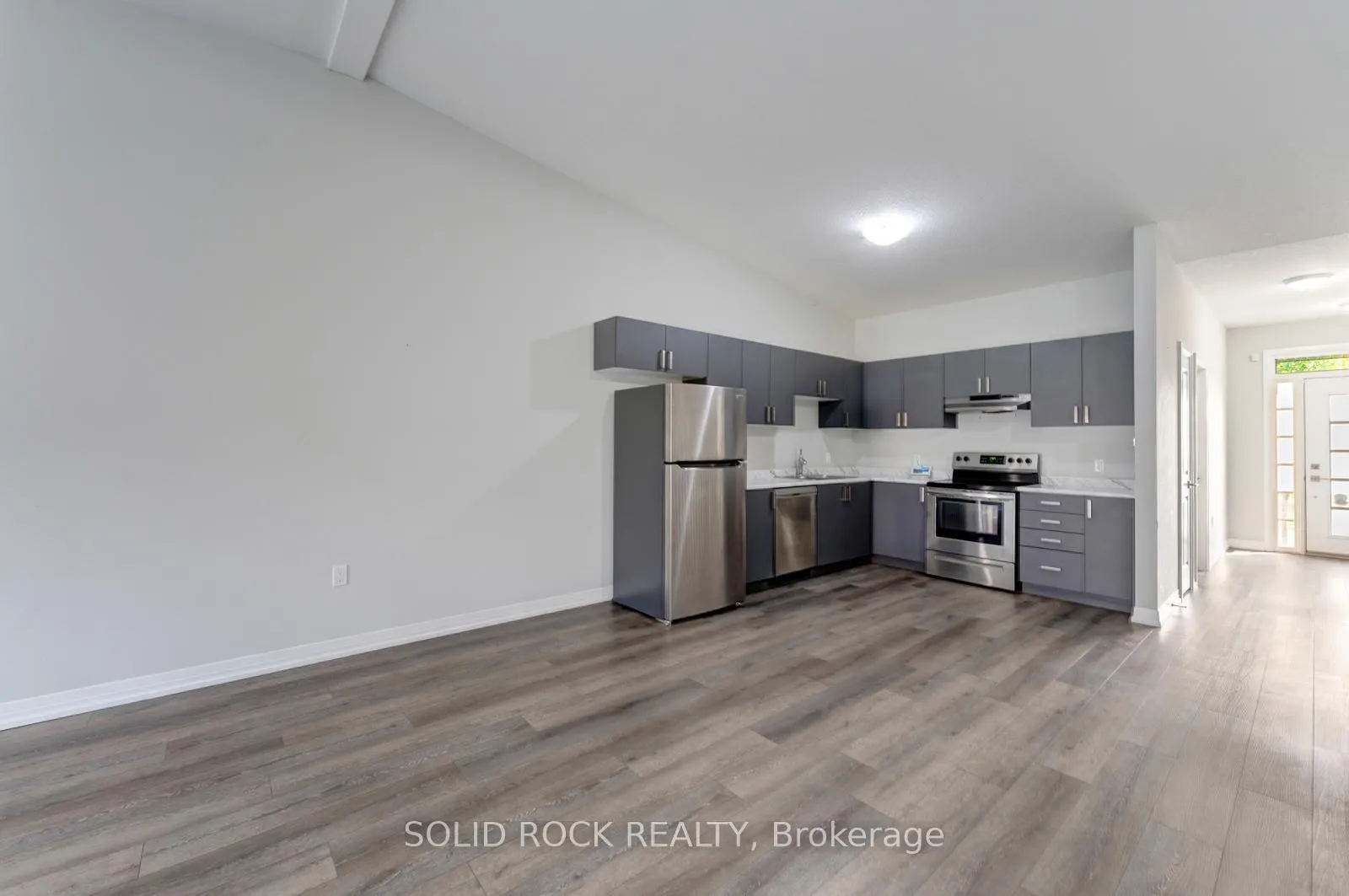 Photo 8 of Unit 11, 550 Grey Street, Brantford, Echo Place — HOMEH