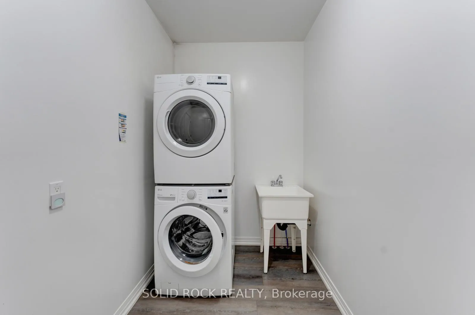 Photo 19 of Unit 11, 550 Grey Street, Brantford, Echo Place — HOMEH