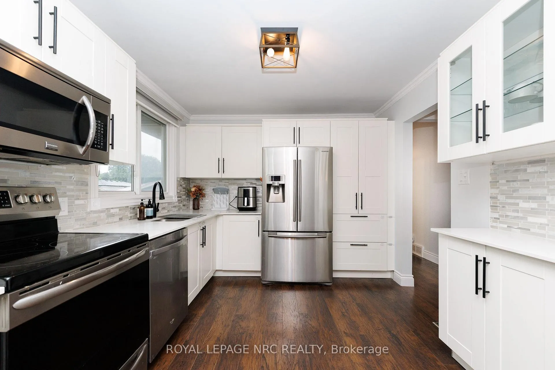 Photo 10 of 15 Nickel Street, St. Catharines, Lakeshore — HOMEH