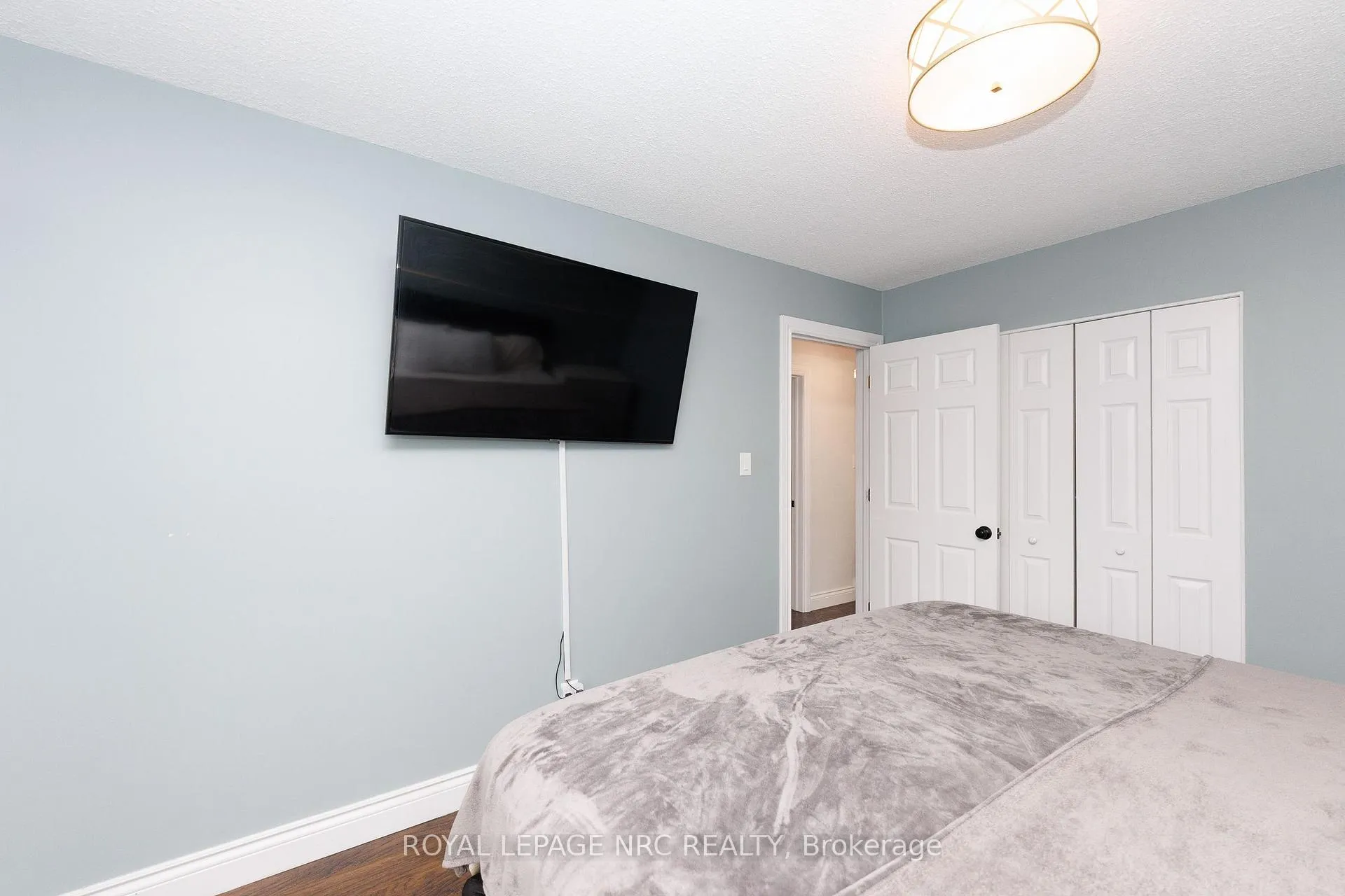 Photo 15 of 15 Nickel Street, St. Catharines, Lakeshore — HOMEH