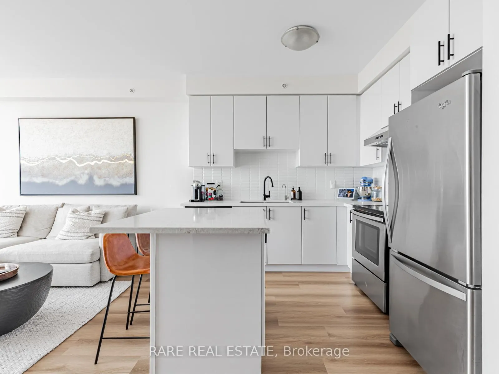 Photo 8 of Unit 810, 2900 Highway 7, Vaughan, Concord — HOMEH