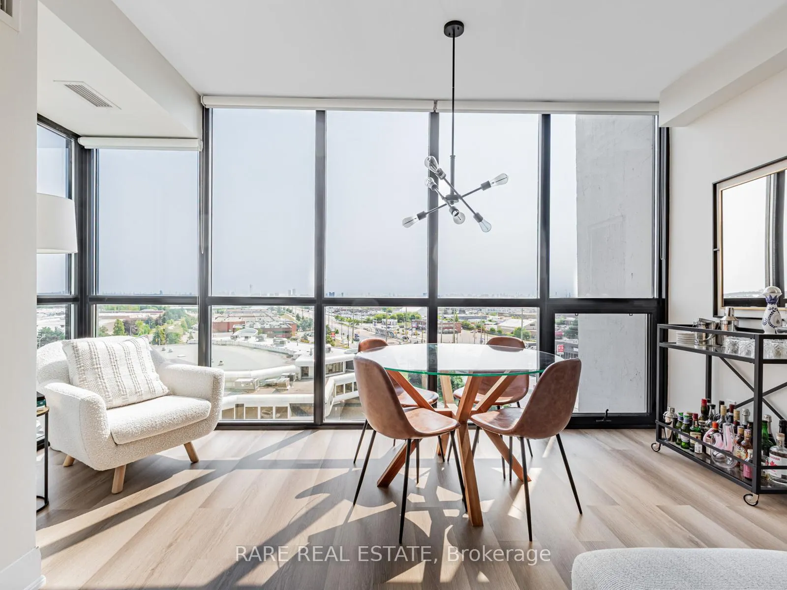 Photo 14 of Unit 810, 2900 Highway 7, Vaughan, Concord — HOMEH
