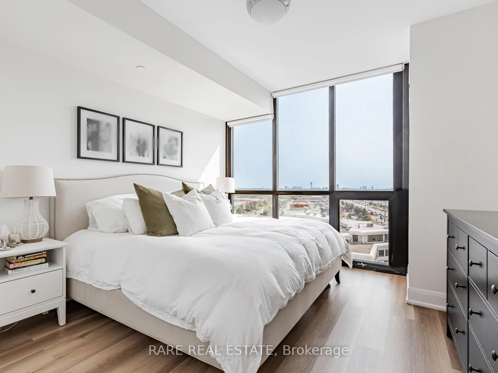 Photo 15 of Unit 810, 2900 Highway 7, Vaughan, Concord — HOMEH