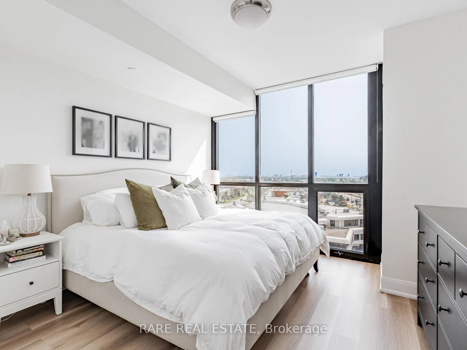 Photo 16 of Unit 810, 2900 Highway 7, Vaughan, Concord — HOMEH