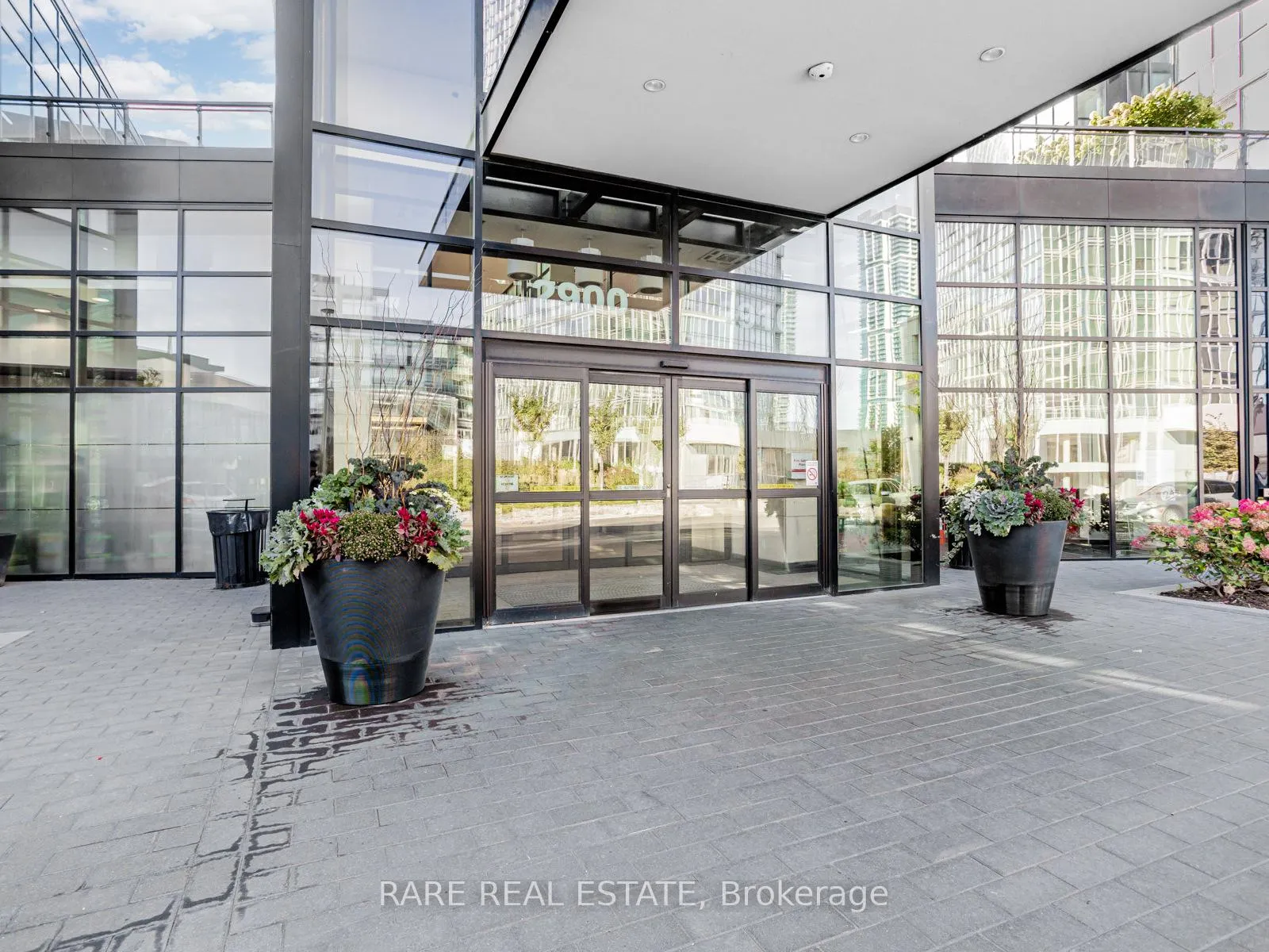 Photo 24 of Unit 810, 2900 Highway 7, Vaughan, Concord — HOMEH