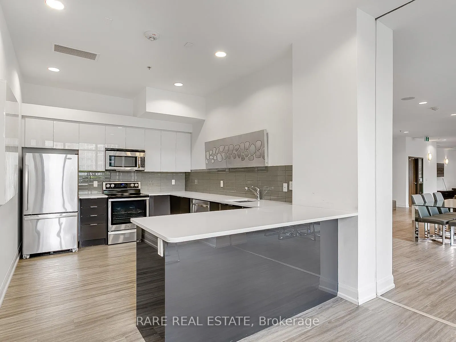 Photo 28 of Unit 810, 2900 Highway 7, Vaughan, Concord — HOMEH