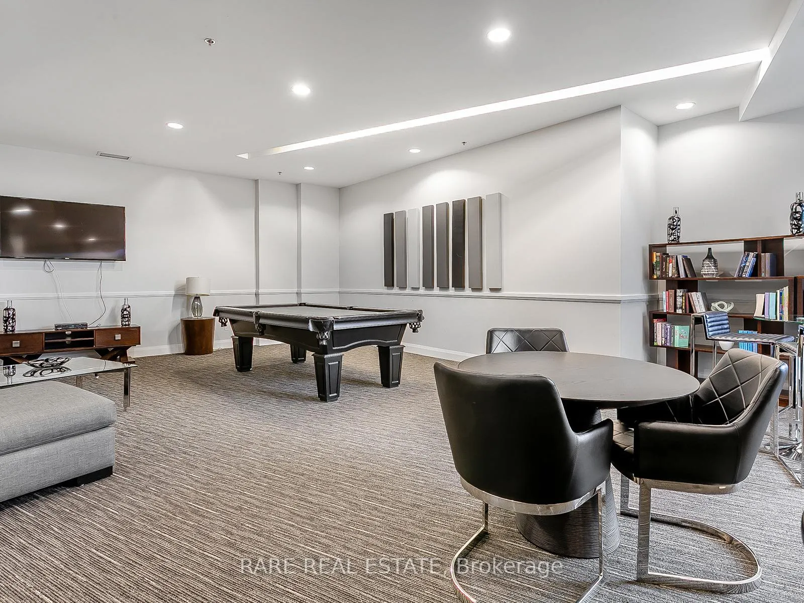 Photo 33 of Unit 810, 2900 Highway 7, Vaughan, Concord — HOMEH