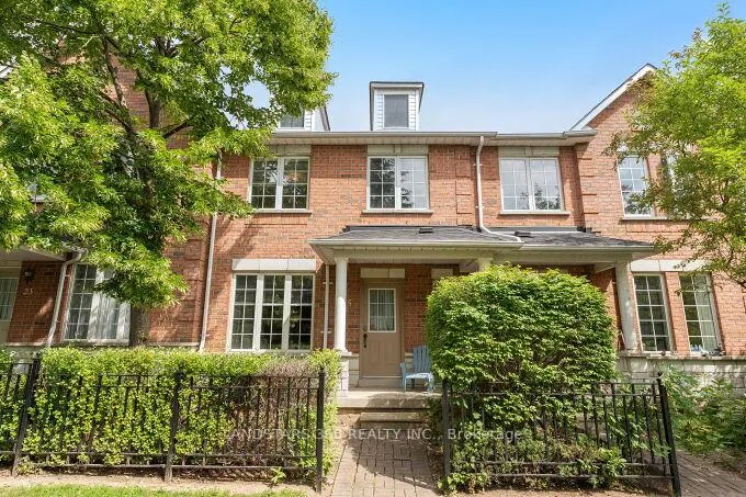 Photo 2 of 25 Interlacken Way, Markham, Unionville — HOMEH
