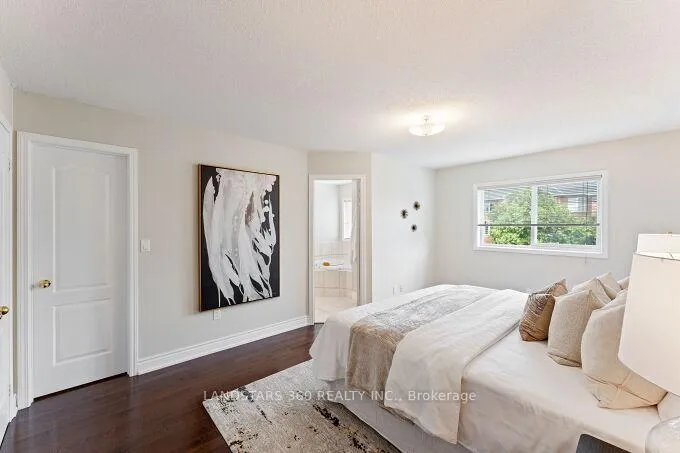 Photo 37 of 25 Interlacken Way, Markham, Unionville — HOMEH