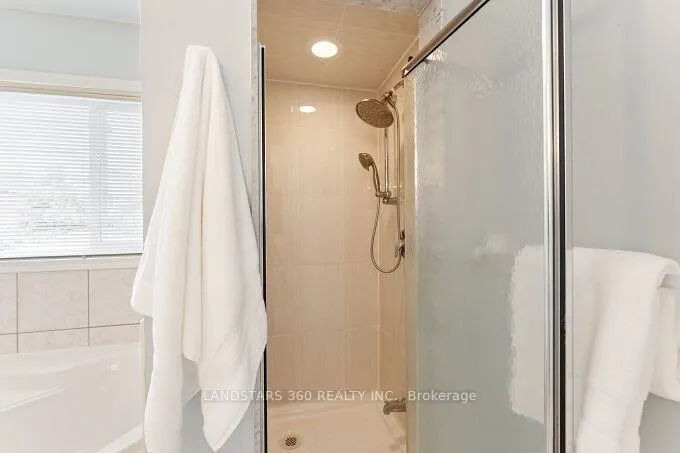 Photo 41 of 25 Interlacken Way, Markham, Unionville — HOMEH