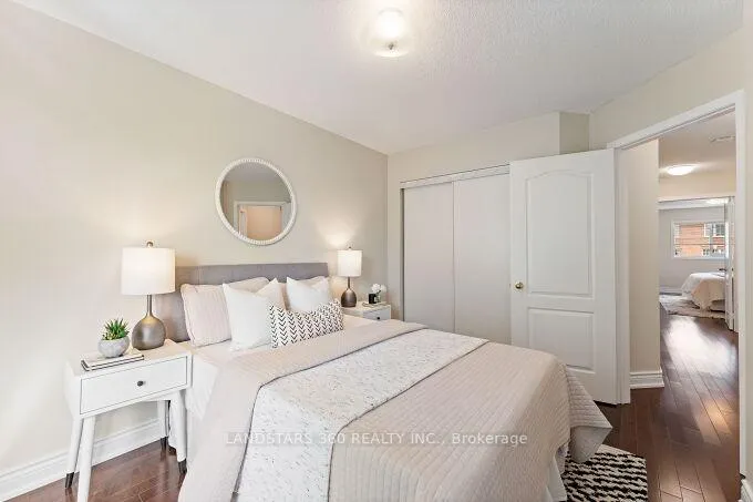 Photo 46 of 25 Interlacken Way, Markham, Unionville — HOMEH