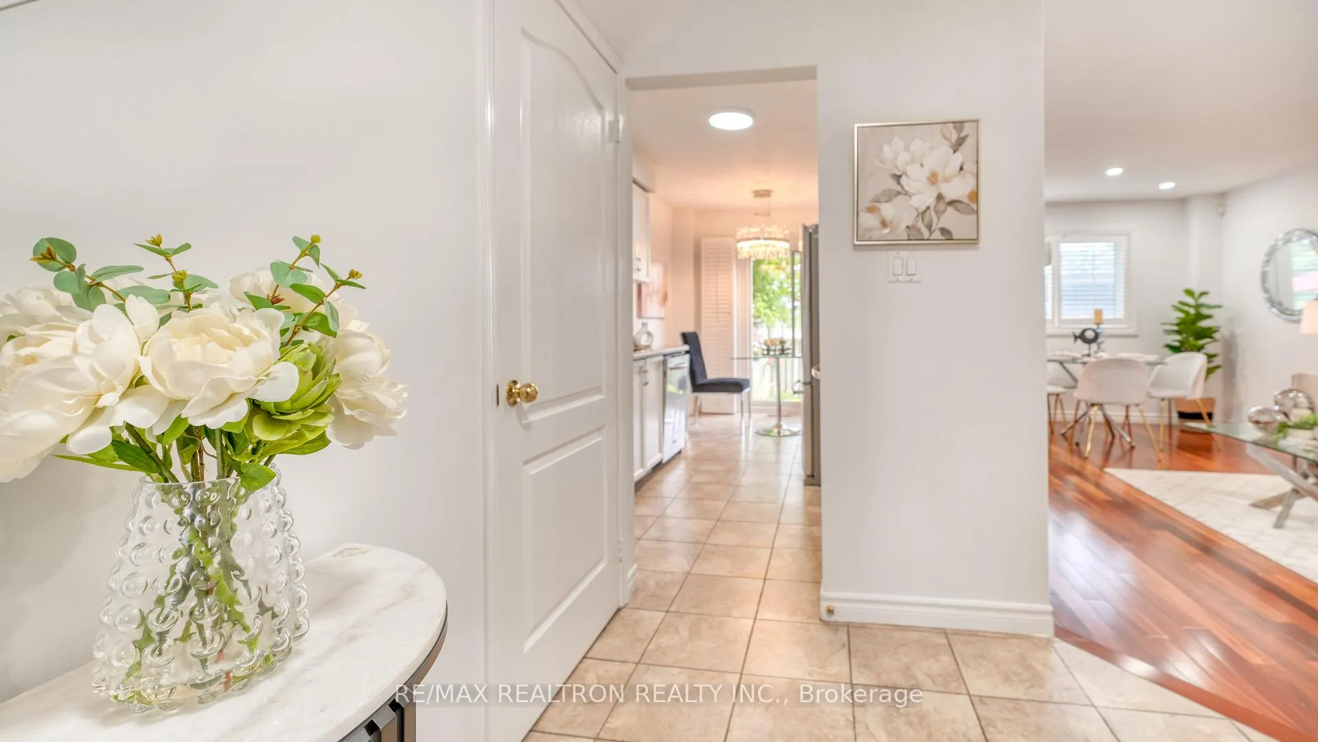 Photo 7 of 42 Mccullock Crescent, Ajax, Northwest Ajax — HOMEH