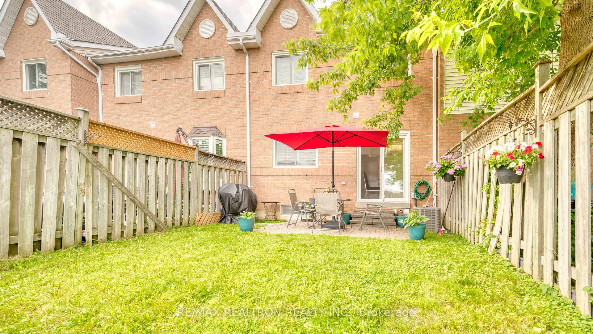 Photo 40 of 42 Mccullock Crescent, Ajax, Northwest Ajax — HOMEH