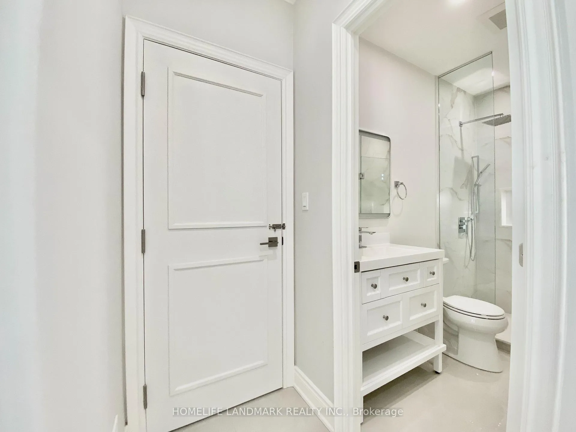Photo 36 of 41 Arnold Crescent, Richmond Hill, Mill Pond — HOMEH