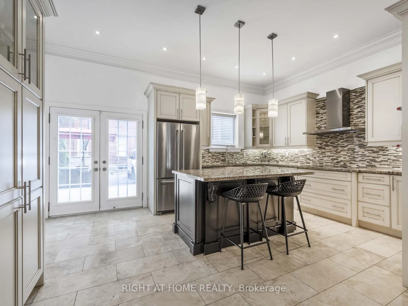 Photo 9 of 64 Brock Avenue, Toronto, Roncesvalles — HOMEH