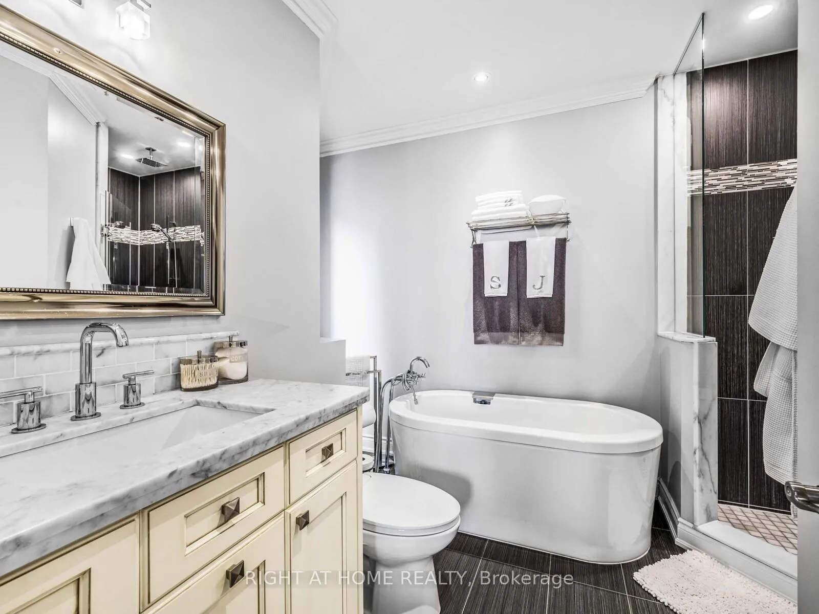 Photo 19 of 64 Brock Avenue, Toronto, Roncesvalles — HOMEH