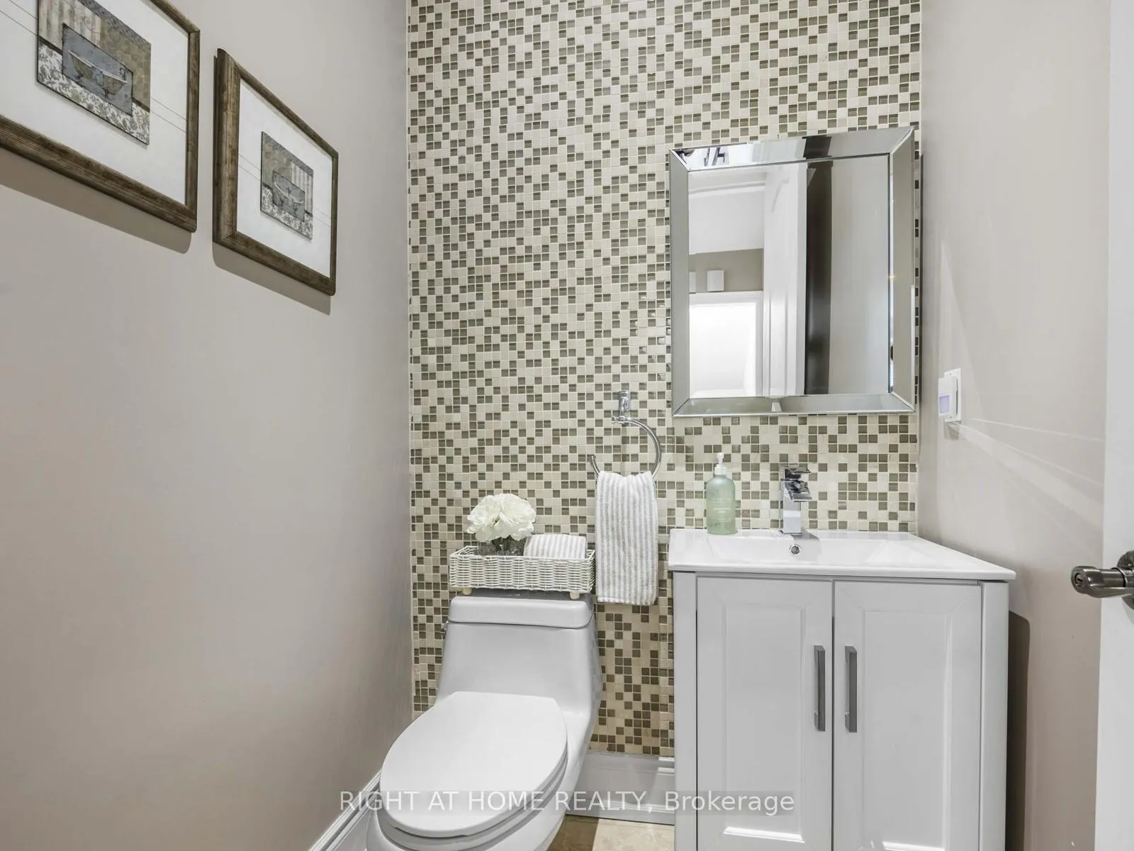 Photo 31 of 64 Brock Avenue, Toronto, Roncesvalles — HOMEH