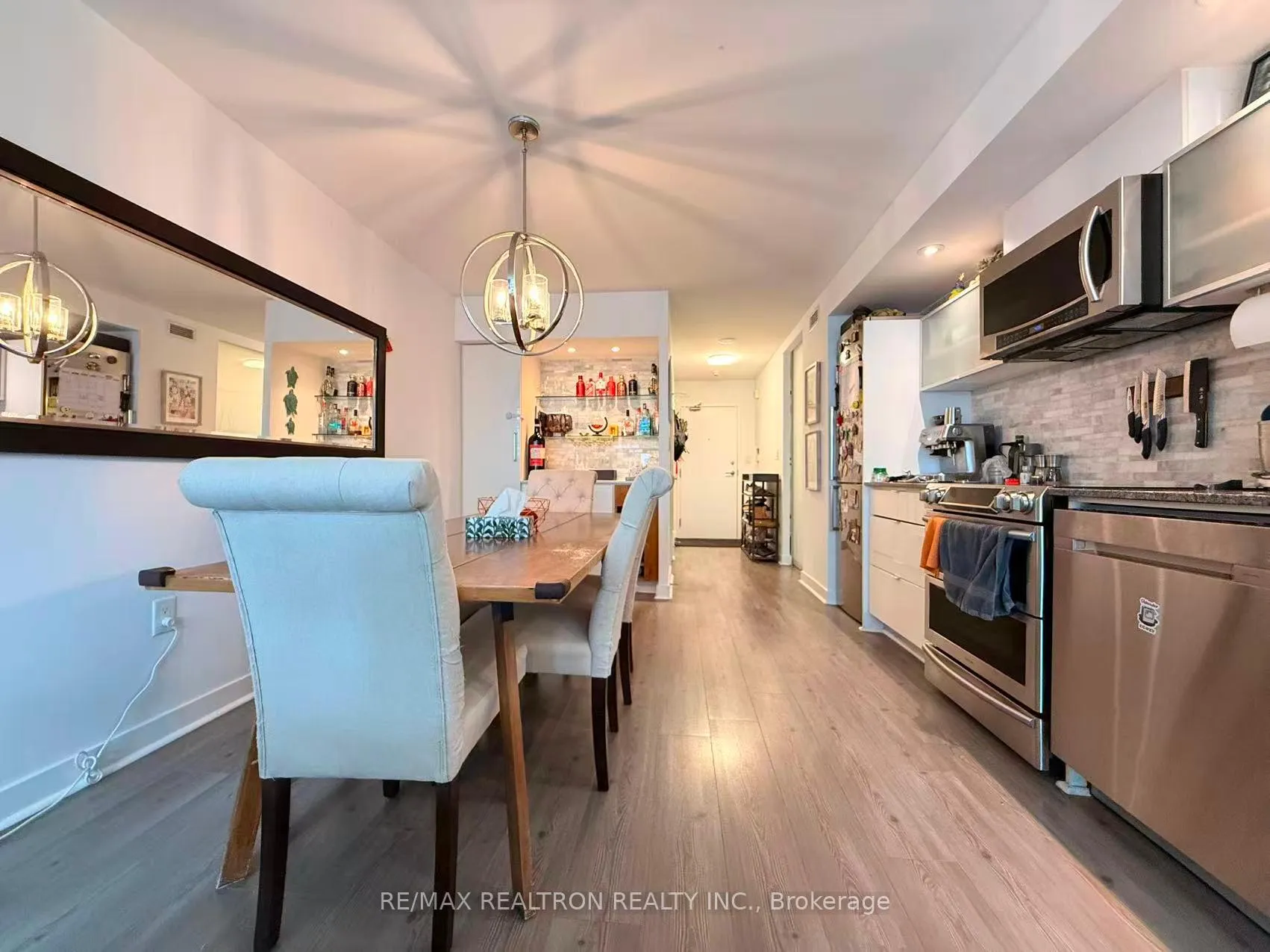 Photo 9 of Unit 1225, 4K Spadina Avenue, Toronto, Waterfront Communities — HOMEH