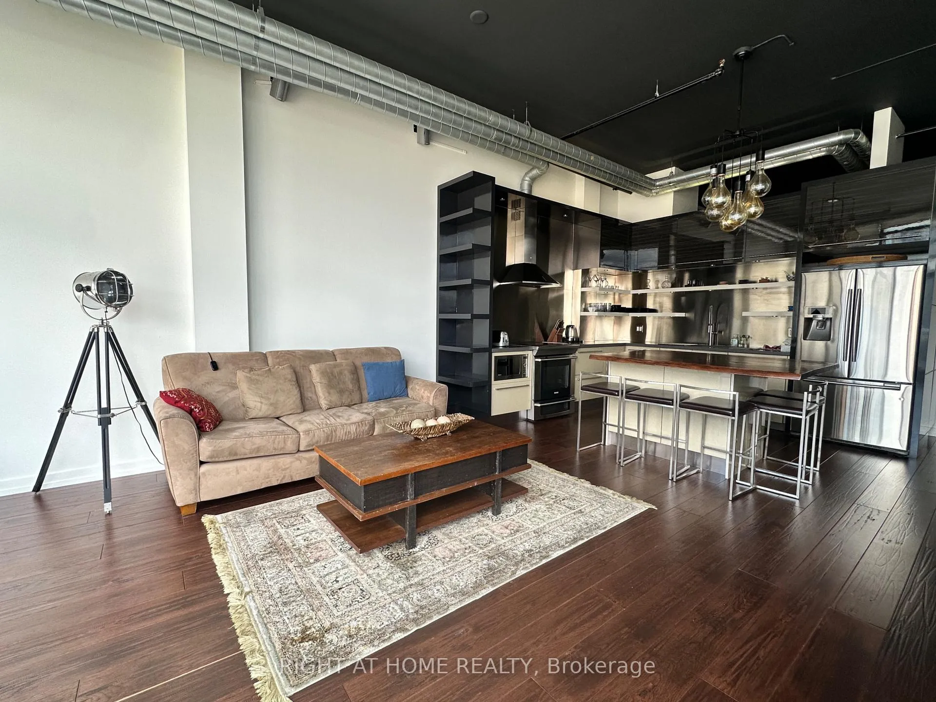 Photo 9 of Unit 708, 43 Hanna Avenue, Toronto, Niagara — HOMEH