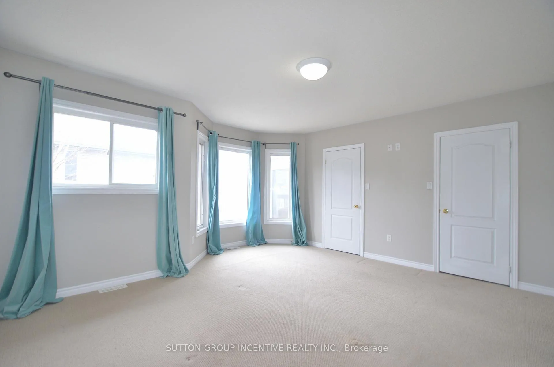 Photo 21 of 58 Bloxham Place, Barrie, Bayshore — HOMEH