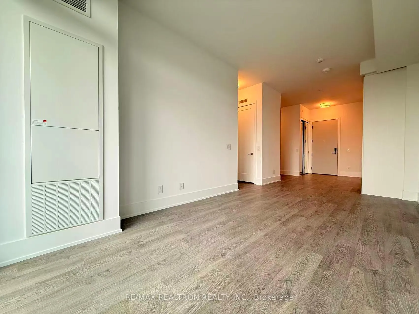 Photo 12 of Unit 407, 115 Denison Avenue, Toronto, Kensington-Chinatown — HOMEH