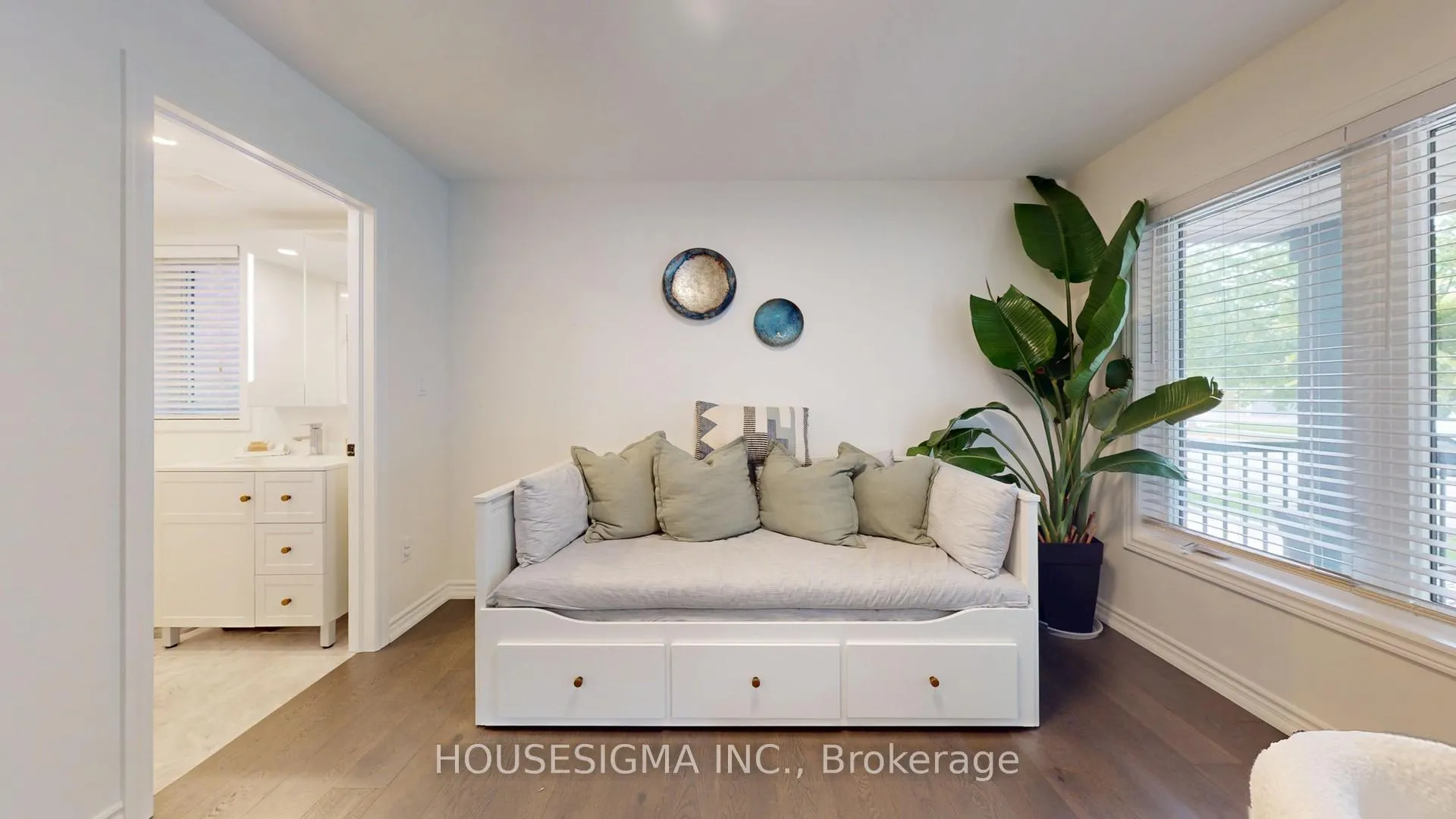 Photo 14 of 4175 Prudham Avenue, Burlington, Alton — HOMEH
