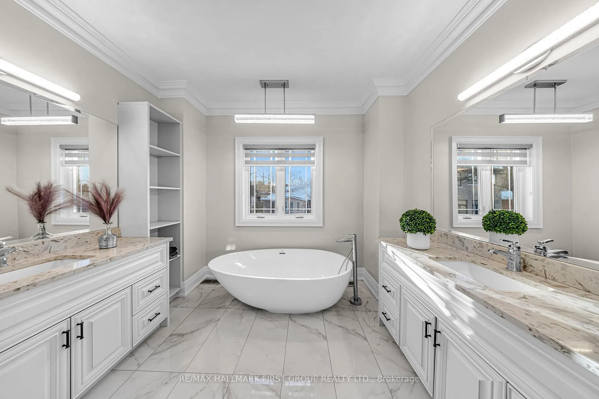 Photo 43 of 752 Hillview Crescent, Pickering, West Shore — HOMEH