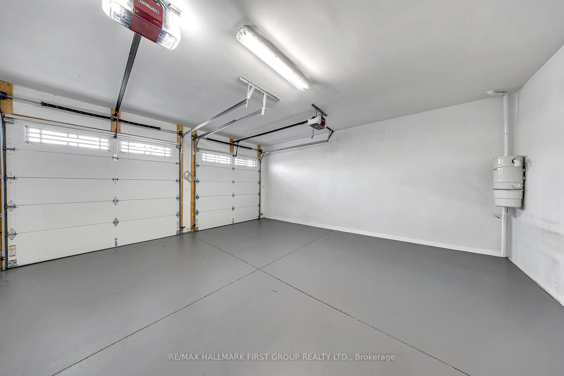 Photo 46 of 752 Hillview Crescent, Pickering, West Shore — HOMEH