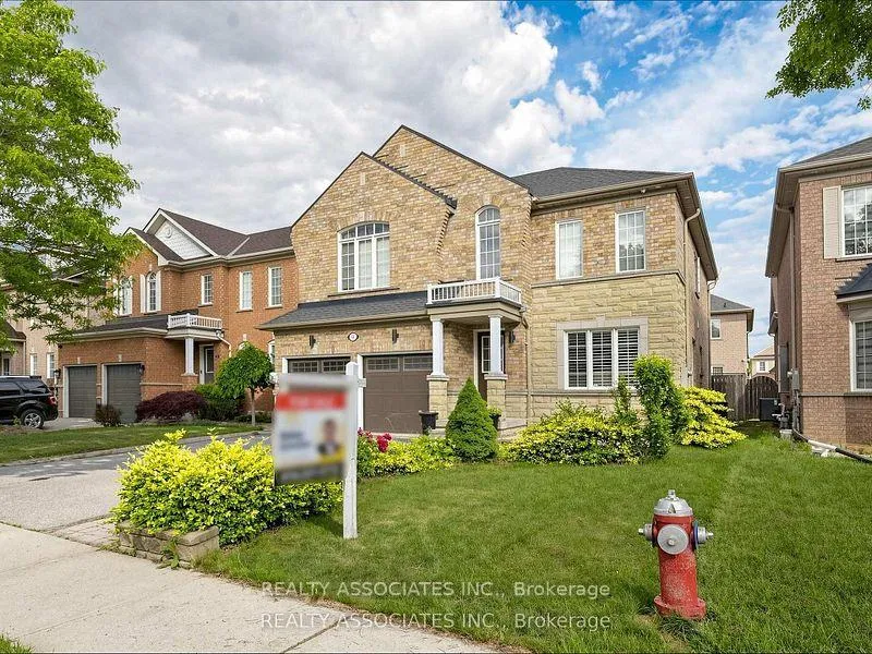 Photo 2 of 44 Shining Willow Crescent, Brampton, Bram East — HOMEH