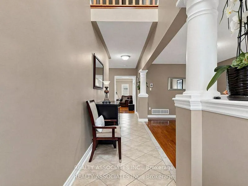 Photo 18 of 44 Shining Willow Crescent, Brampton, Bram East — HOMEH